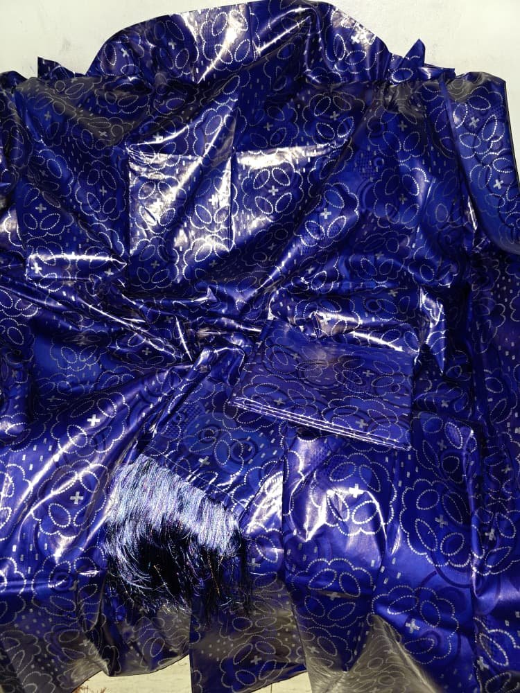 Boubou rafiné en getzner teinture artisanale bleu VIP argenté