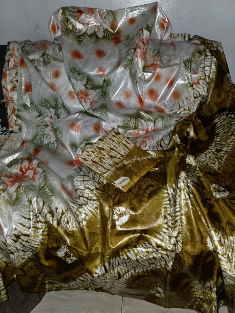 Creation maison du bazin magnifique mixte siri et miel couleur moutarde