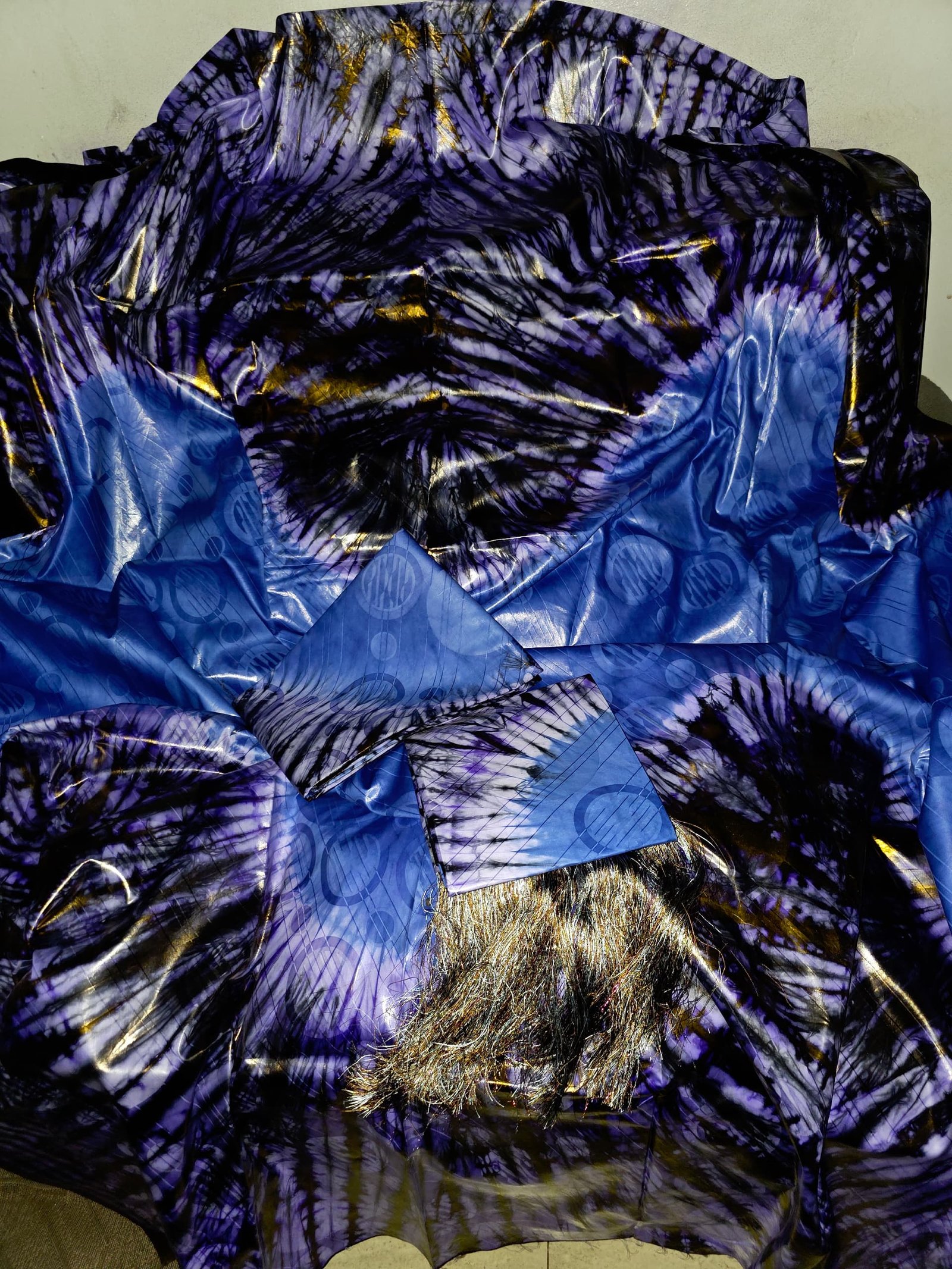 Traditional Thioup siri bleu ciel et lomassa