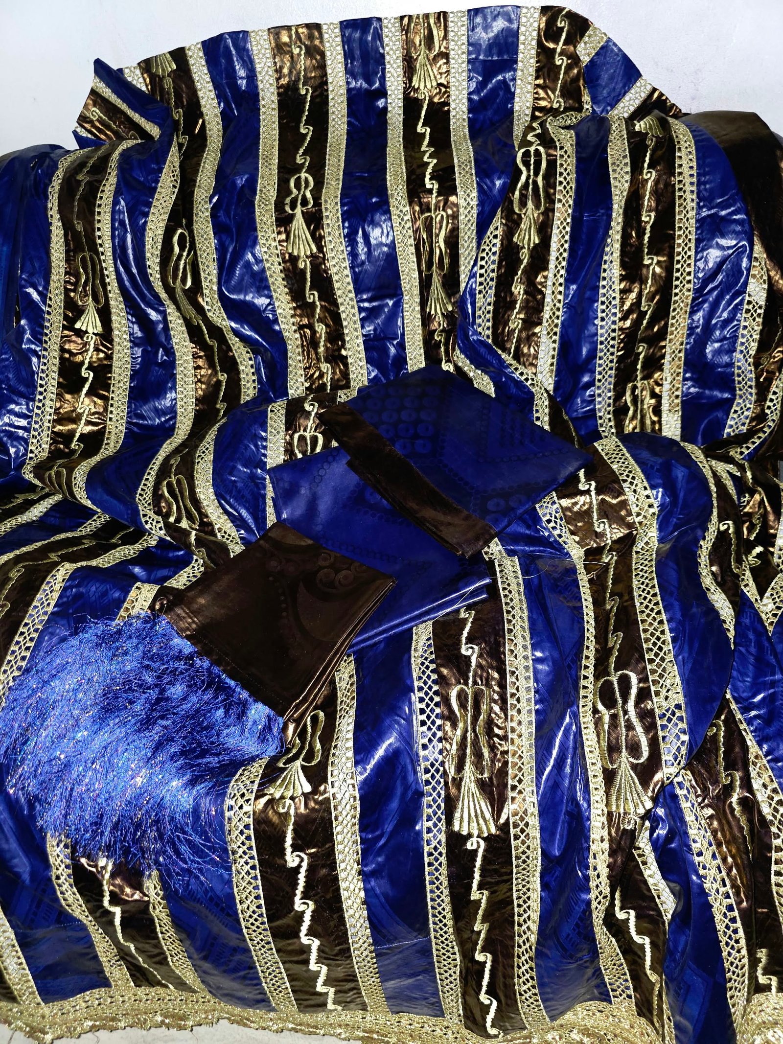 Grand boubou farafarani bleu et lomassa