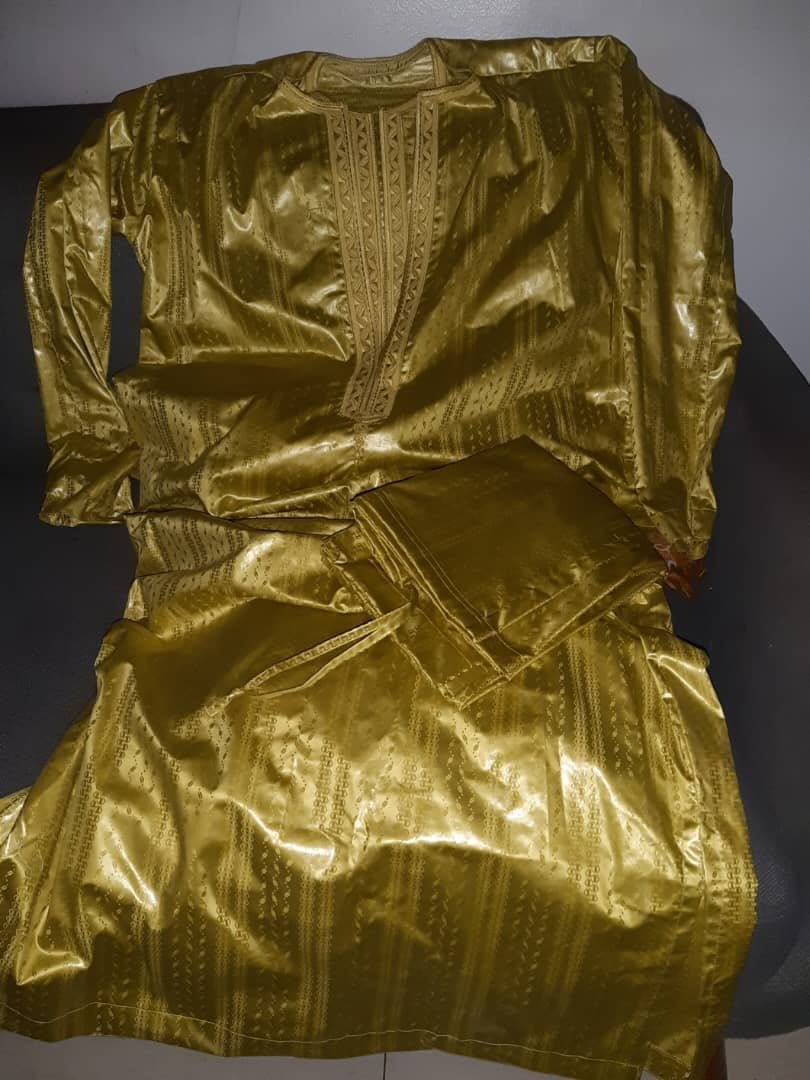 Frokia du Mali en bazin riche getzner jaune moutarde