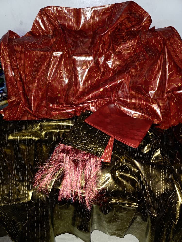 VIP youmè rouge et lomassa bazin riche getzner