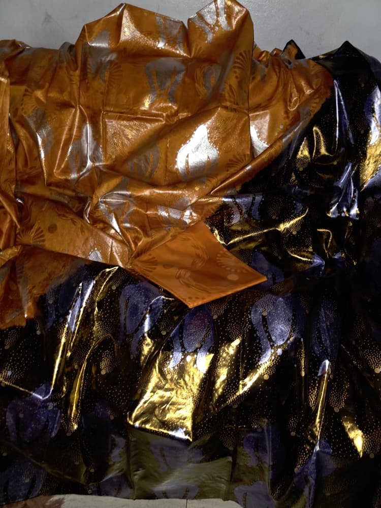 Magnifique Bazin riche getzner VIP jaune or et polman