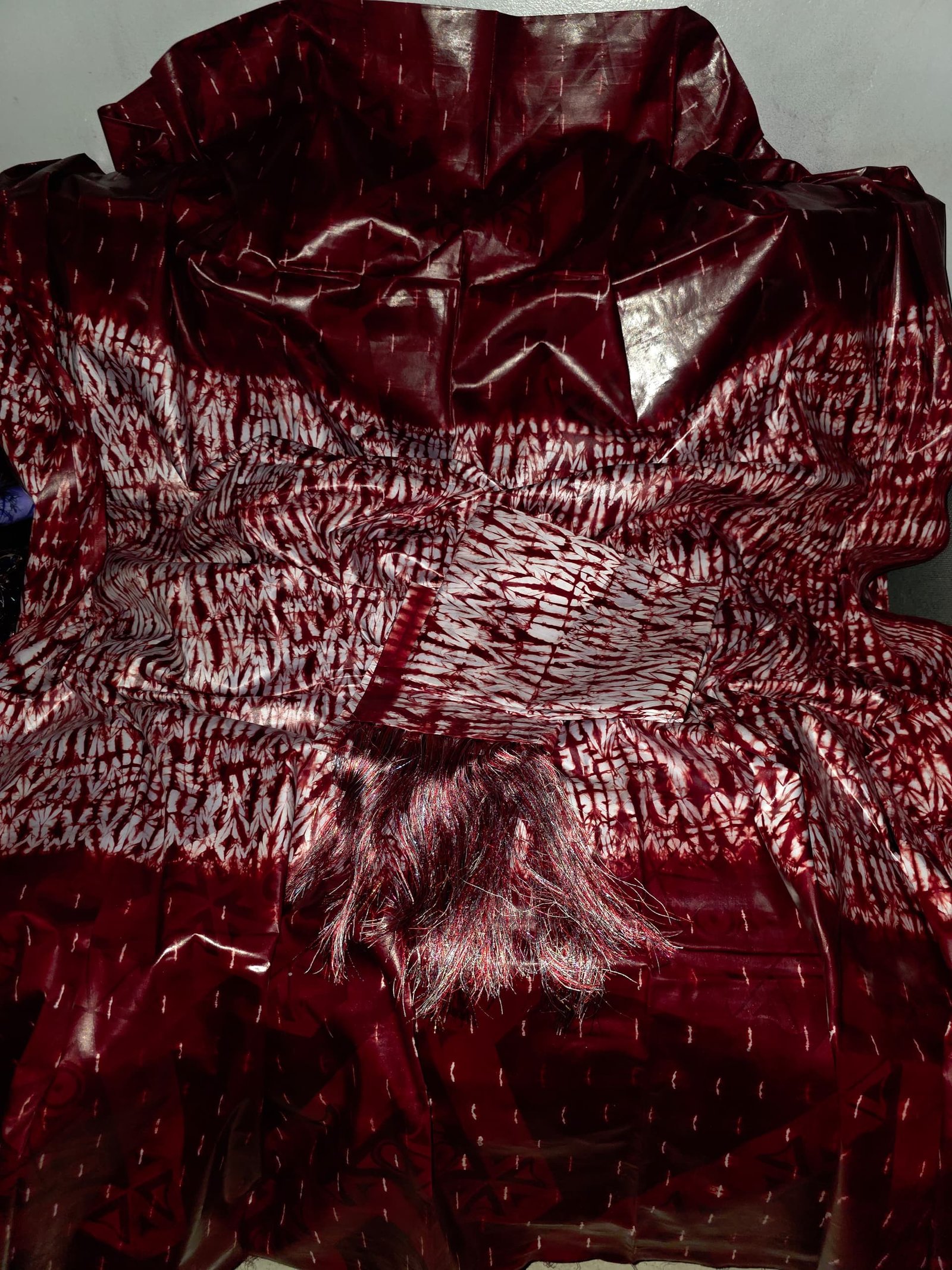 Magnifique siri aiguille rouge bazin riche getzner teinture artisanale